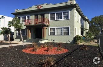 Primary Photo - 1658 S Wilton Pl