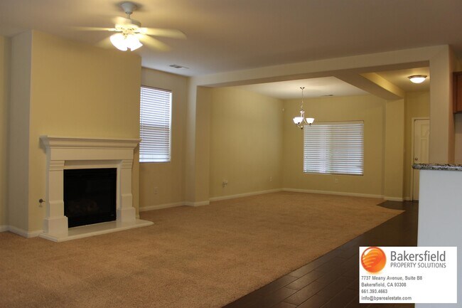 Building Photo - 11004 Villa Hermosa Dr