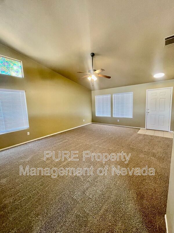 Foto del edificio - 16 W Bright Dawn Ave