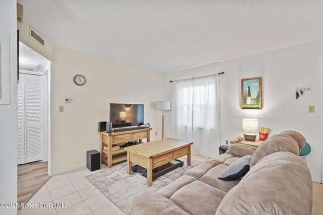 Foto del edificio - 4133 Cedar Creek Cir