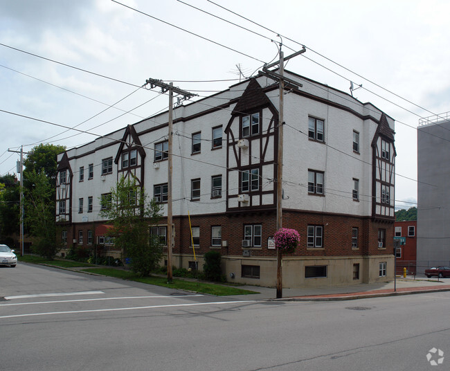 Building Photo - Ivy Garden Apts