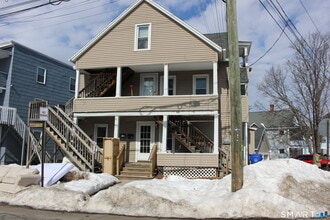 Building Photo - 46 Pulaski St