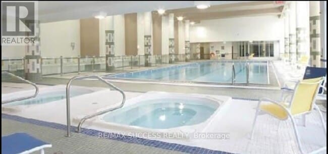 Photo du bâtiment - 18 Harbour St