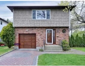 Building Photo - 163 Latham Rd