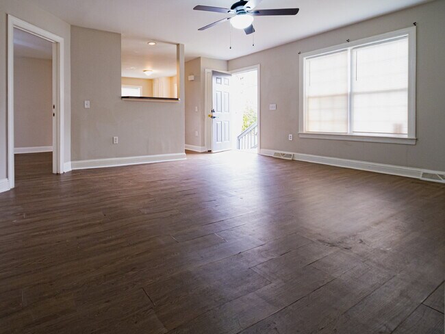 Foto del edificio - "Charming 3-Bedroom Retreat with 2 Full Baths in Gastonia - Your Cozy Haven Awaits!"