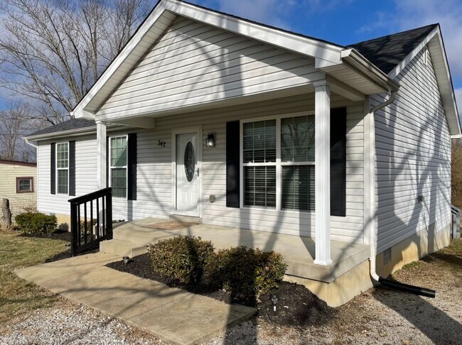 Building Photo - 3 Bed 2 Bath Home For Rent Eminence