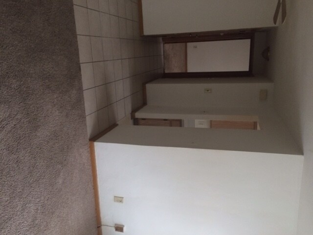 Apartamento - 1276 Cove Ave