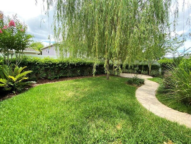 Foto del edificio - 9376 Ravens Willow Dr