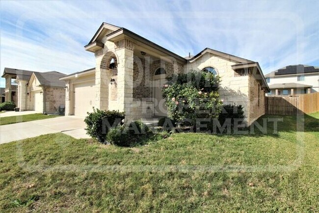 Foto del edificio - Beautiful 3-bedroom, 2-bathroom home with a 2-car garage now available for rent!