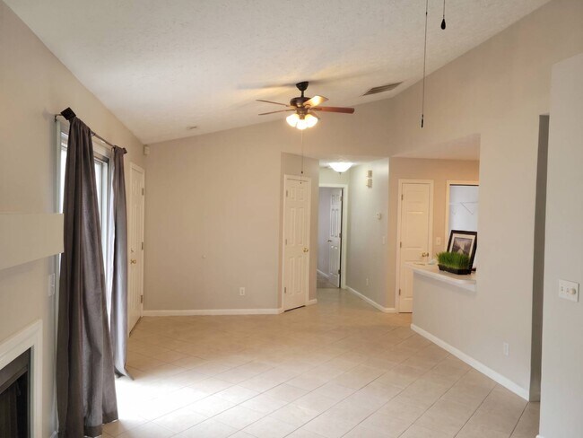Foto del edificio - 1175 Britley Park Ln