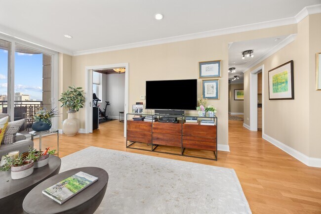 Foto del edificio - 10 E Delaware Pl