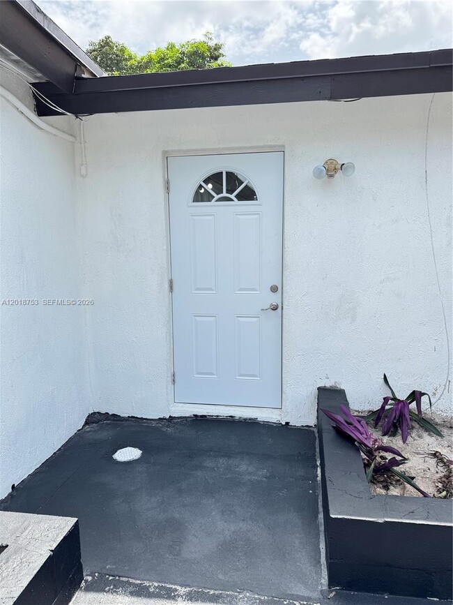 Building Photo - 414 NW 60th Way