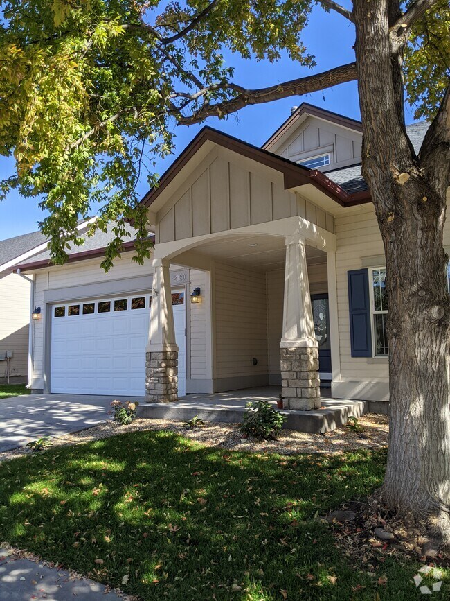 Lexington Hills Houses under 1,000 Eagle, ID 3 Homes