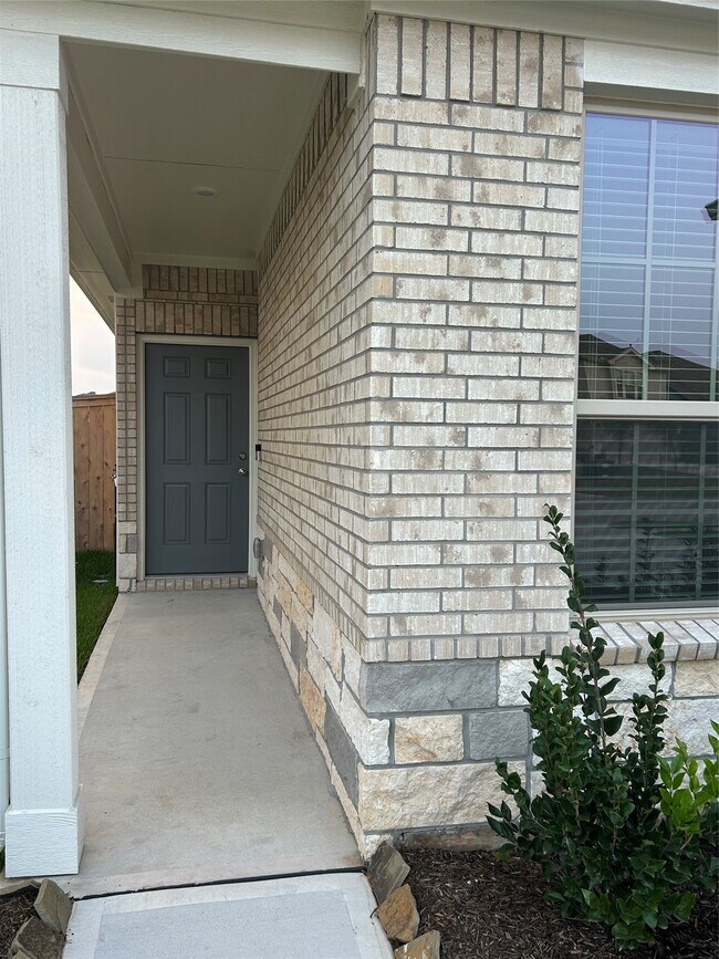 Building Photo - 14973 Rustic Moon Rd