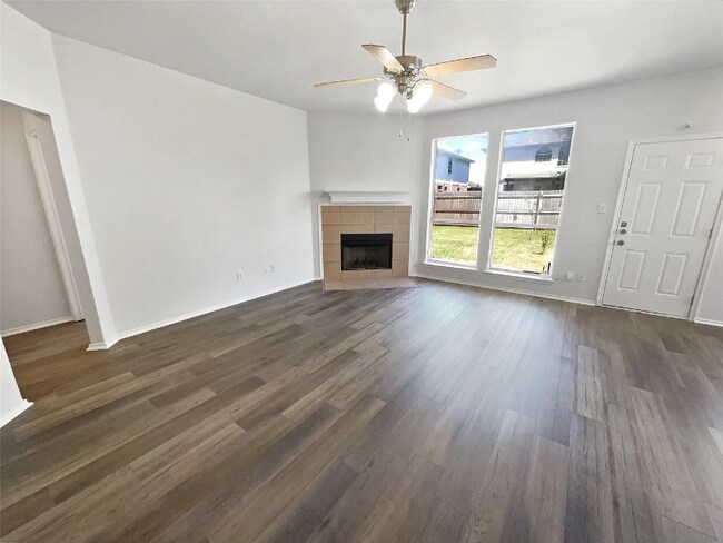 Foto del edificio - 13458 Dove Ranch Rd