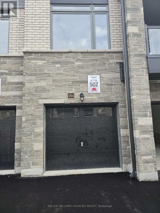 Building Photo - 184 Petch Ave