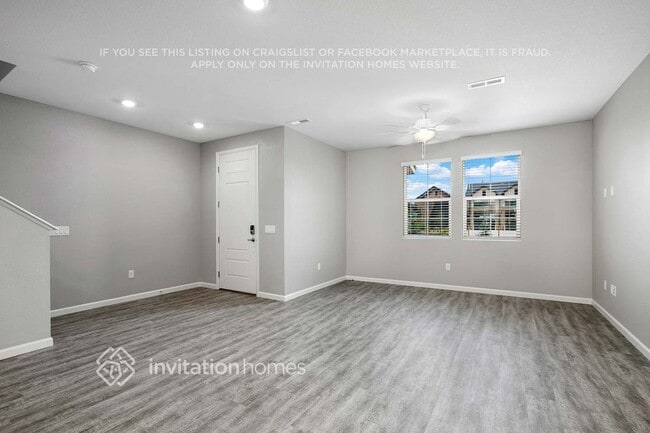 Building Photo - 1819 S Elk Way