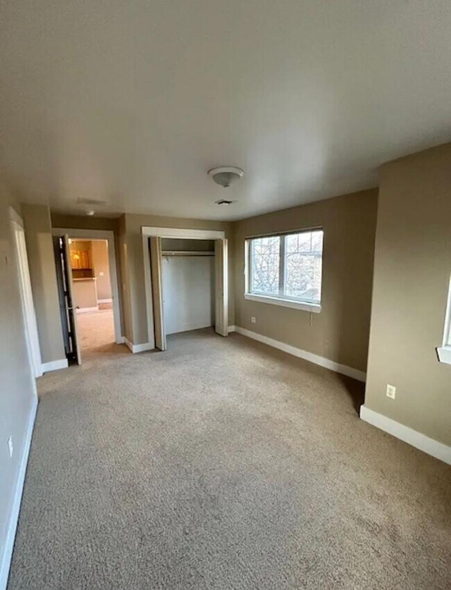 Foto del edificio - 311 Michael Grove Ave