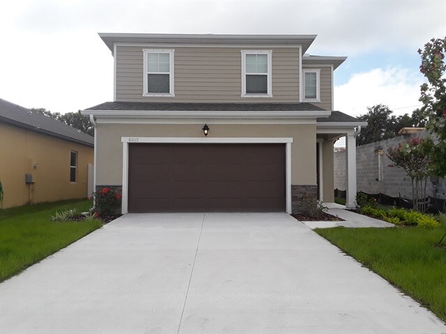 Primary Photo - 4307 Reisswood Loop