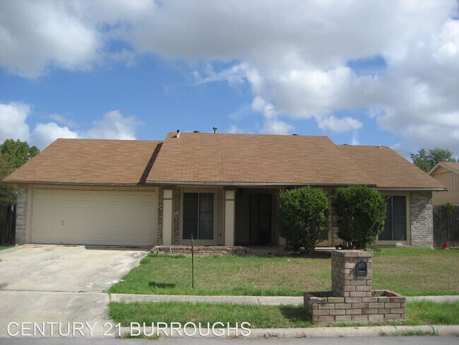 Building Photo - 3 br, 2 bath House - 5903 Lakefront