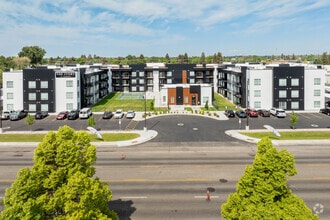 Building Photo - The Ivory at Woodruff