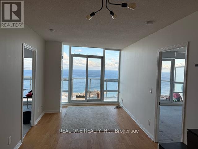 Building Photo - 2230 Lake Shore Blvd W