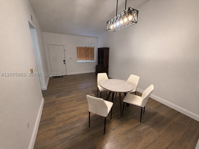 Foto del edificio - 6726 SW 130th Pl
