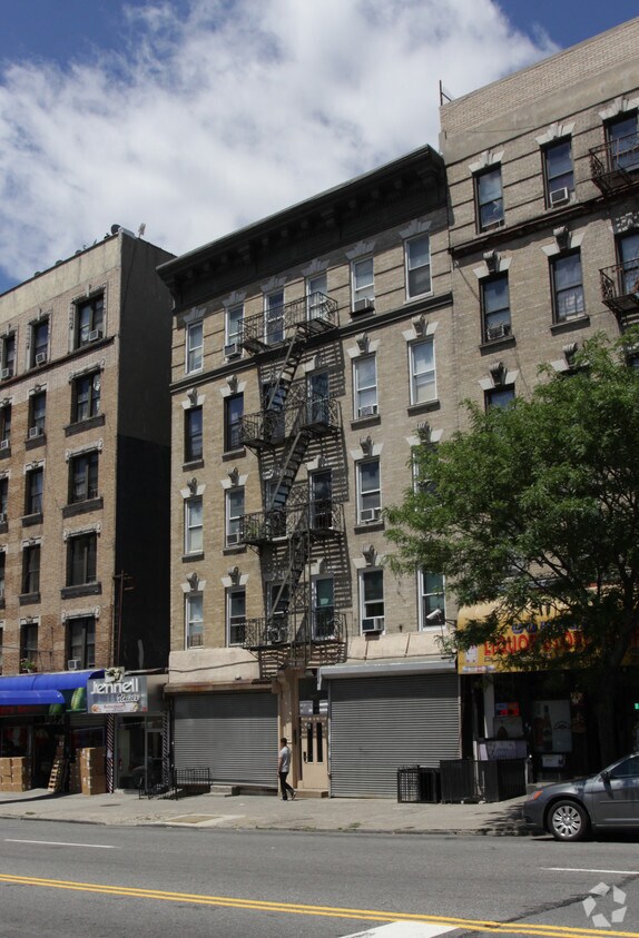 Foto del edificio - 2204-2206 Amsterdam Ave