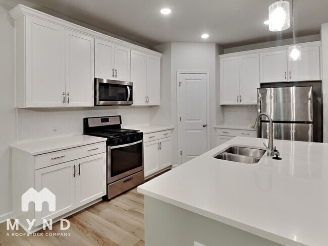 Foto del edificio - 757 Riverwood Pass