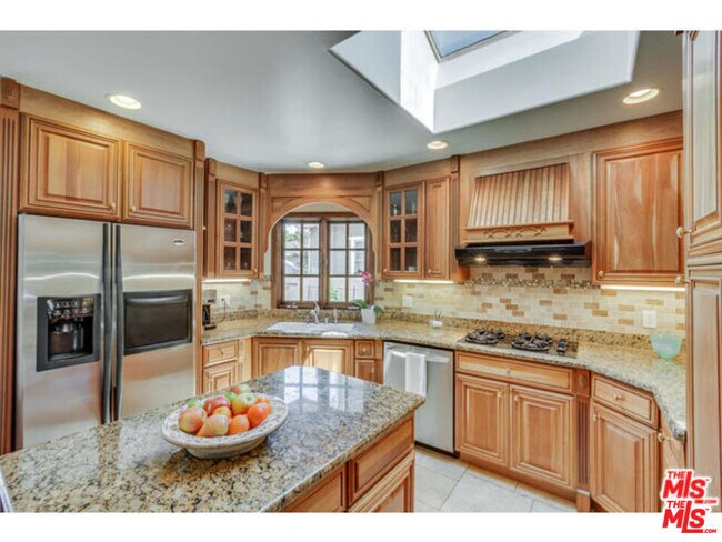 Foto del edificio - 4224 Beethoven St