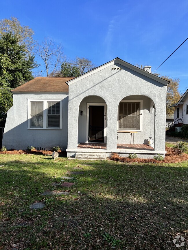 Building Photo - 1410 Heath St