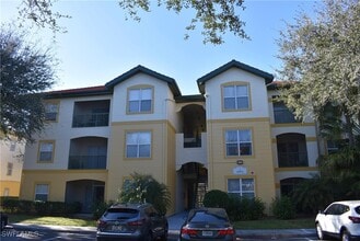 Building Photo - 11571 Villa Grand