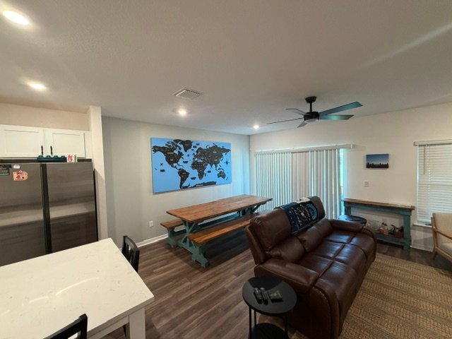 Foto del edificio - 10708 Ironwood Tree Wy