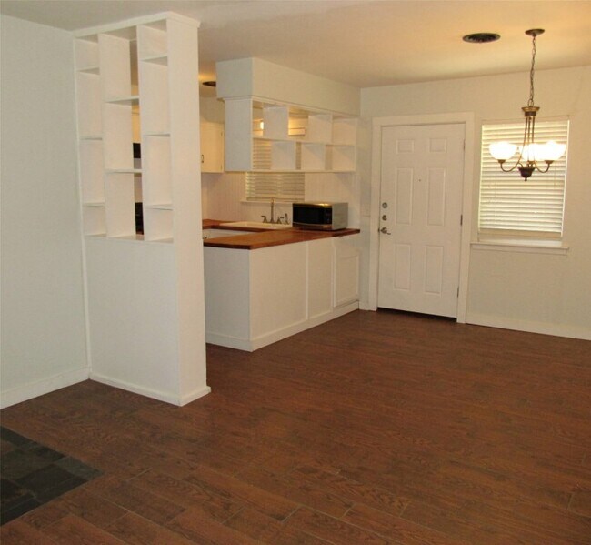 Foto del edificio - 1200 Brentwood St