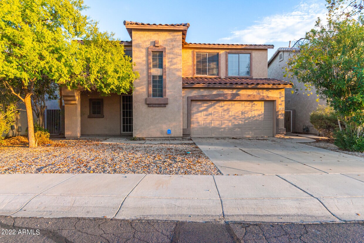 Primary Photo - 2739 E Indian Wells Pl