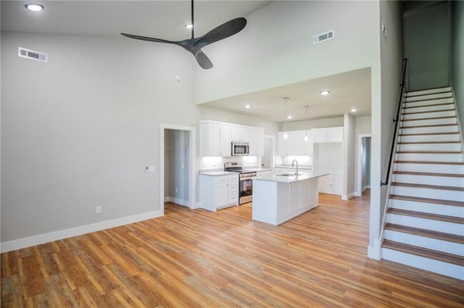 Building Photo - 1039 Seaborn Way