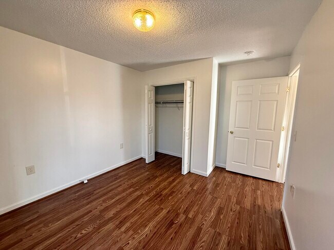 Foto del edificio - 33 Driftwood Cir