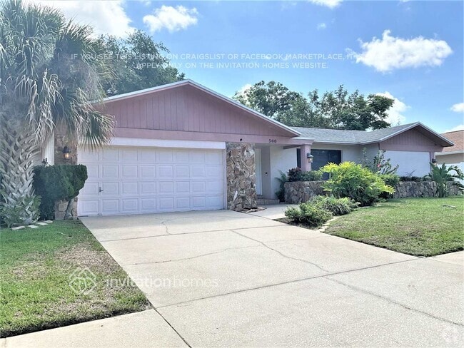 Building Photo - 500 Hadley Dr