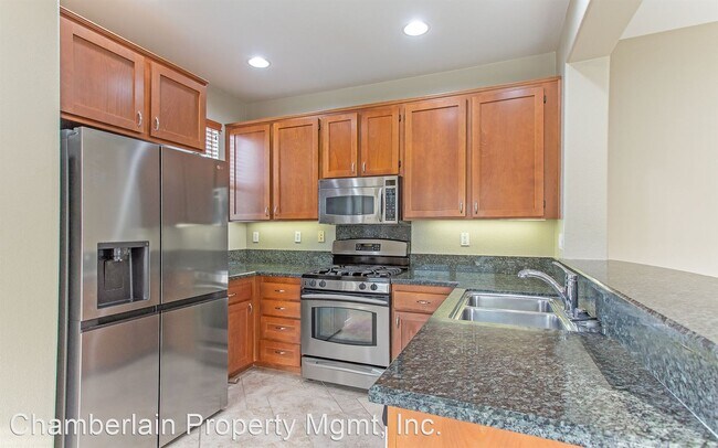 Building Photo - 2 br, 2.5 bath House - 1199 Elfin Forest Rd E