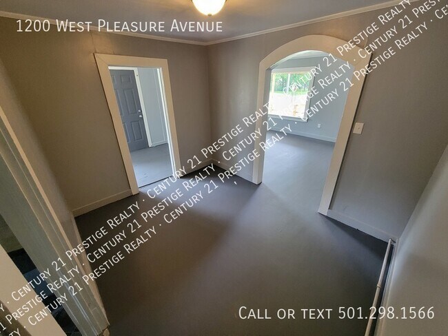 Foto del edificio - 1200 West Pleasure Avenue