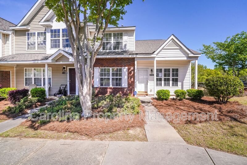 Primary Photo - 17125 Greenlawn Hills Ct