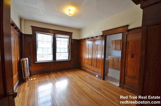 Foto del edificio - 134 Englewood Ave