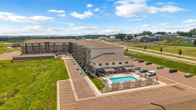 Foto del edificio - Willows South Commons