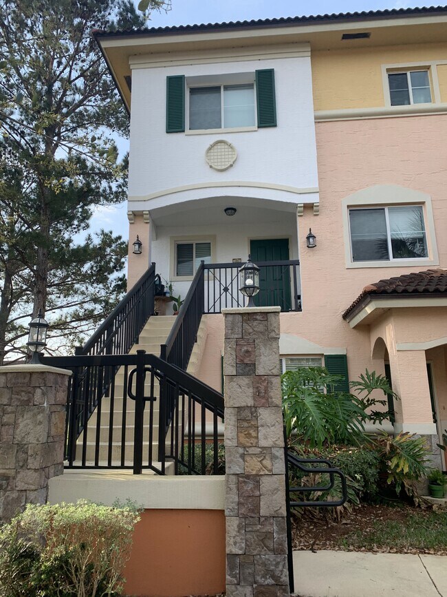 Foto del edificio - 9745 Touchton Rd