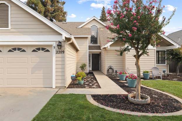 Foto del edificio - 2209 Prins Alexander Cir