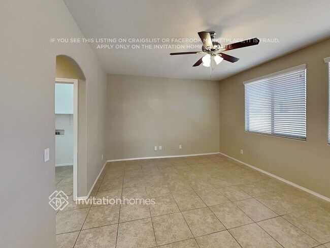 Foto del edificio - 16105 N 159th Dr