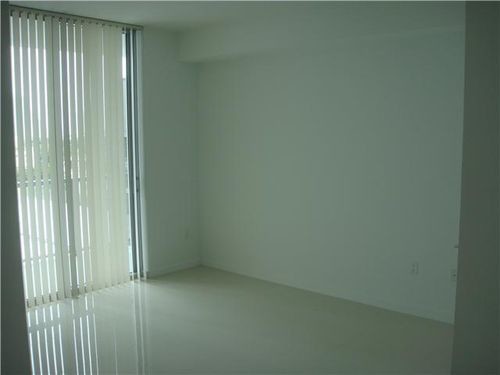 Foto del edificio - 1111 SW 1st Ave