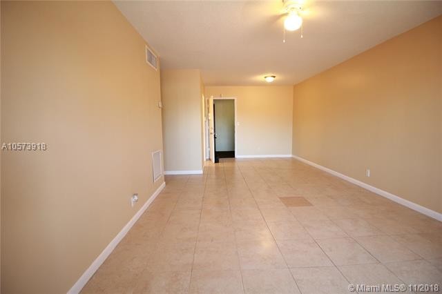 Foto del edificio - 4043 NW 16th St