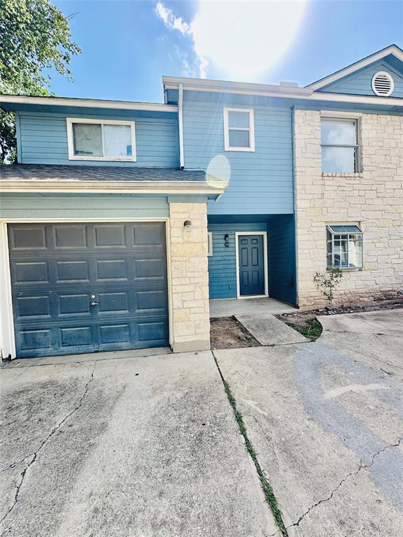 Foto principal - 8814 Schick Rd