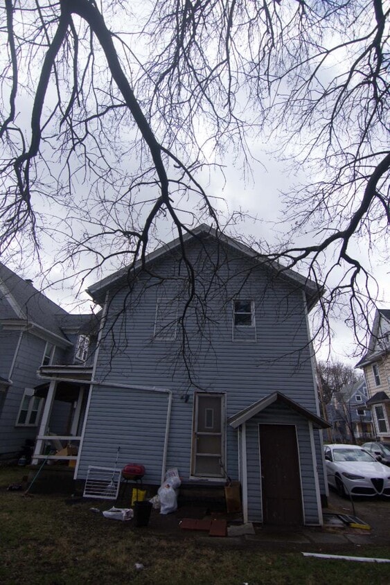 Foto principal - 543 E Buchtel Ave